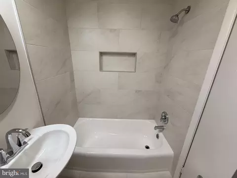 Bath - 7540 Axton St, Springfield, VA 22151 photo 2 of 4