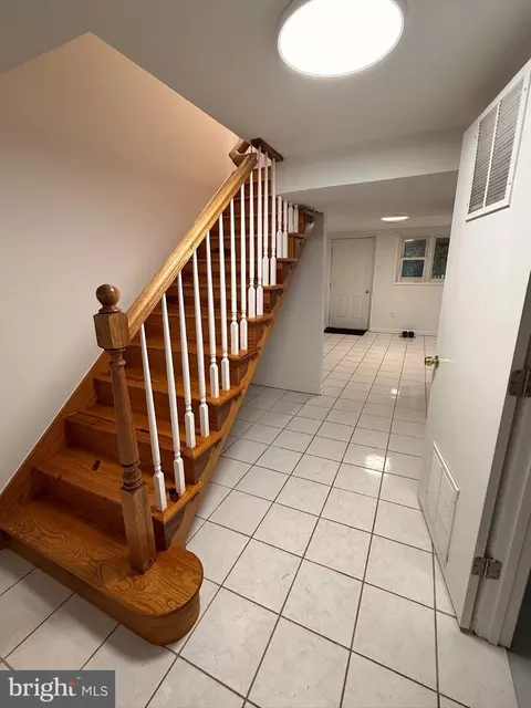 Entry Way - 7540 Axton St, Springfield, VA 22151 photo 5 of 6