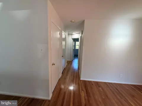 Entry Way - 7540 Axton St, Springfield, VA 22151 photo 2 of 6