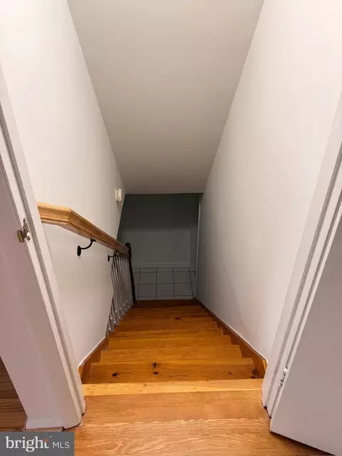 Entry Way - 7540 Axton St, Springfield, VA 22151 photo 6 of 6
