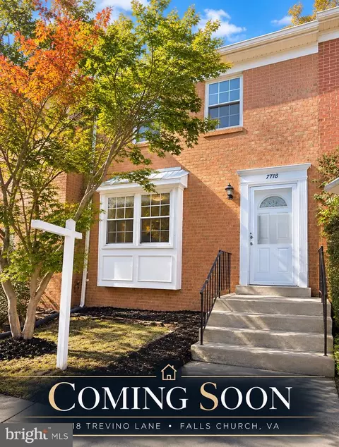 7718 Trevino Ln, Falls Church, VA 22043