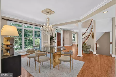 Dining - 7901 Georgetown Pike, Mclean, VA 22102 photo 1 of 3