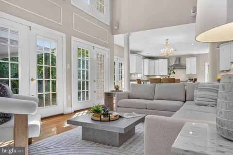Living - 7901 Georgetown Pike, Mclean, VA 22102 photo 5 of 7