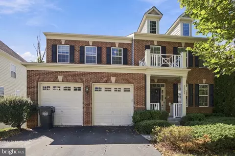 6526 Wayside Pl, Alexandria, VA 22310