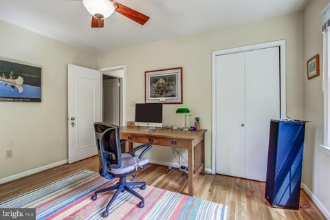 1814 Cranberry Ln, Reston, VA 20191 photo 23