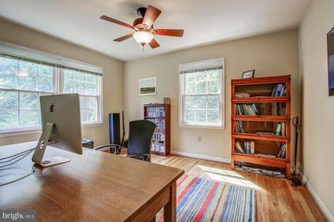 1814 Cranberry Ln, Reston, VA 20191 photo 22