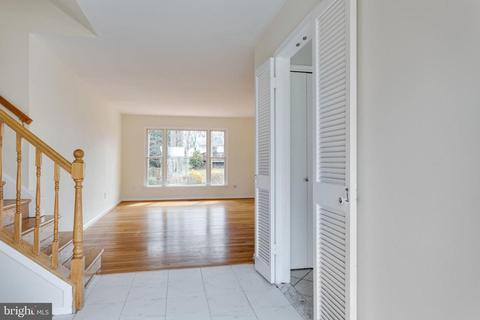 8113 Greeley Blvd, Springfield, VA 22152 photo 11