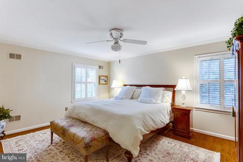 7629 Huntmaster Ln, Mclean, VA 22102 photo 16