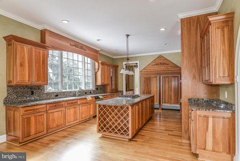 1034 Gelston Cir, Mclean, VA 22102 photo 56