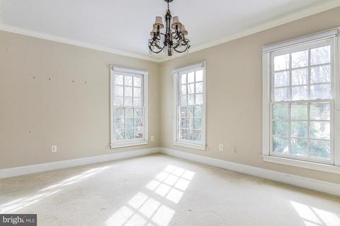 1034 Gelston Cir, Mclean, VA 22102 photo 18