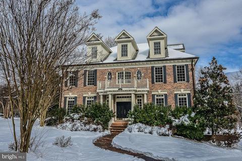 1034 Gelston Cir, Mclean, VA 22102 photo 2
