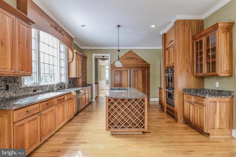 1034 Gelston Cir, Mclean, VA 22102 photo 57