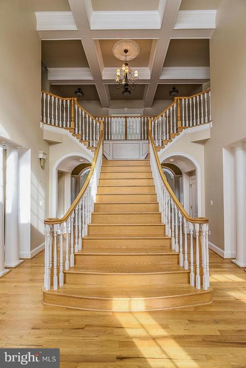 1034 Gelston Cir, Mclean, VA 22102 photo 4