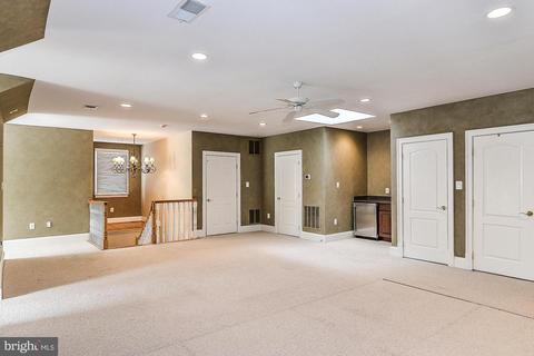 1034 Gelston Cir, Mclean, VA 22102 photo 9