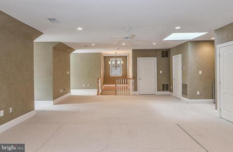 1034 Gelston Cir, Mclean, VA 22102 photo 15