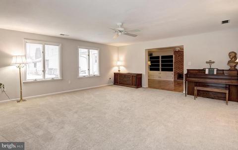 5303 Oldcastle Ln, Springfield, VA 22151 photo 18