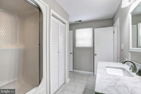 5303 Oldcastle Ln, Springfield, VA 22151 photo 27