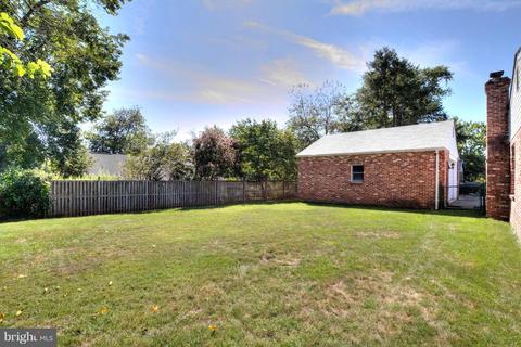 5303 Oldcastle Ln, Springfield, VA 22151 photo 4