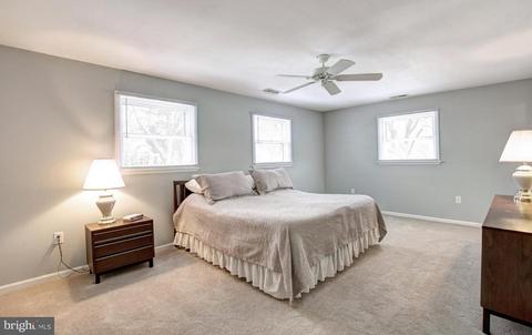 5303 Oldcastle Ln, Springfield, VA 22151 photo 22