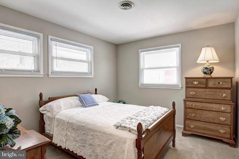 5303 Oldcastle Ln, Springfield, VA 22151 photo 29