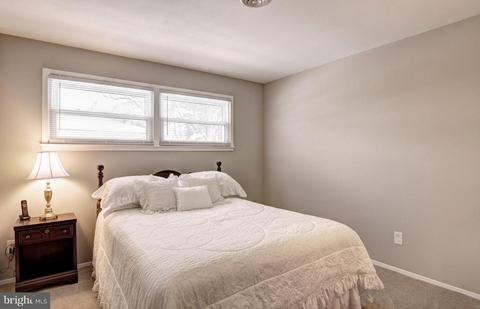 5303 Oldcastle Ln, Springfield, VA 22151 photo 30
