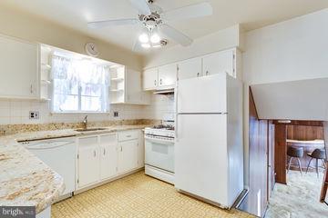7406 Elgar St, Springfield, VA 22151 photo 9