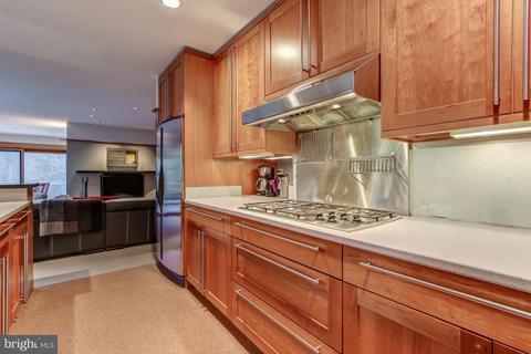 1706 Putter Ln, Reston, VA 20190 photo 10