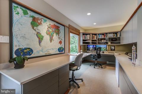 1706 Putter Ln, Reston, VA 20190 photo 18