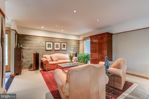 1706 Putter Ln, Reston, VA 20190 photo 5