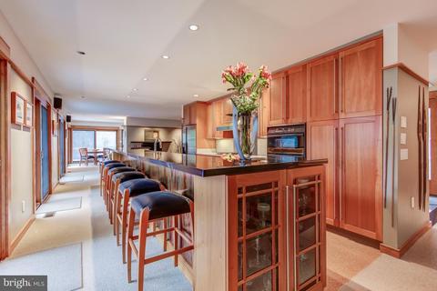 1706 Putter Ln, Reston, VA 20190 photo 9