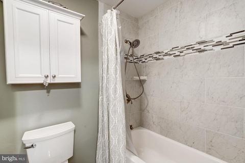 2035 Golf Course Dr, Reston, VA 20191 photo 17