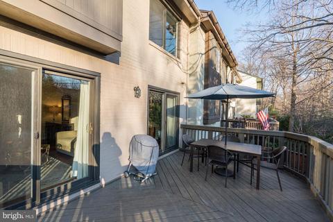2035 Golf Course Dr, Reston, VA 20191 photo 24