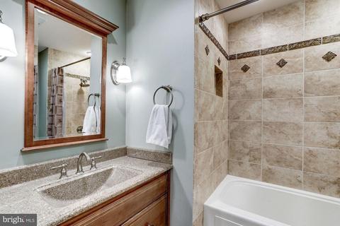 2035 Golf Course Dr, Reston, VA 20191 photo 18