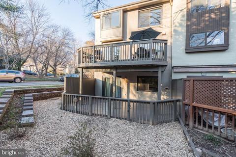 2035 Golf Course Dr, Reston, VA 20191 photo 26