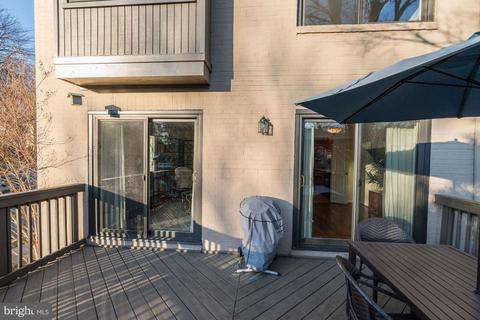 2035 Golf Course Dr, Reston, VA 20191 photo 23