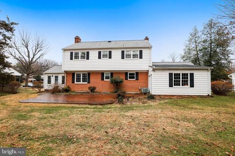 1808 Baldwin Dr, Mclean, VA 22101 photo 2