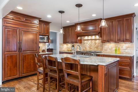 1004 Woburn Ct, Mclean, VA 22102 photo 11