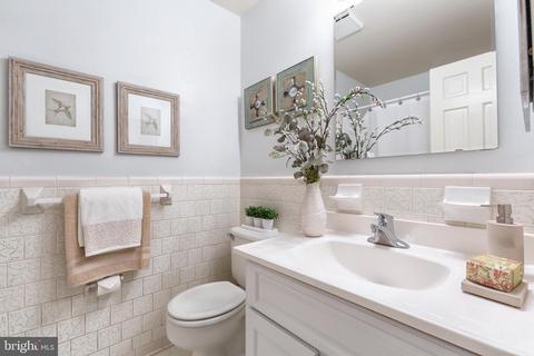 1004 Woburn Ct, Mclean, VA 22102 photo 40
