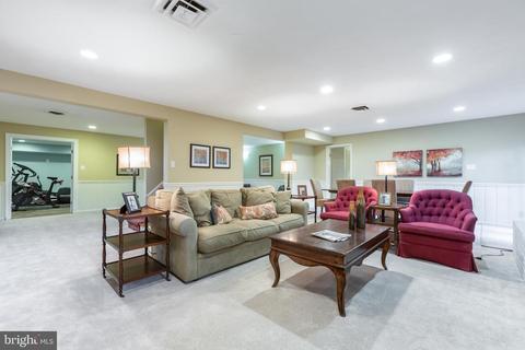 1004 Woburn Ct, Mclean, VA 22102 photo 35