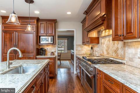 1004 Woburn Ct, Mclean, VA 22102 photo 13
