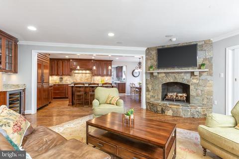 1004 Woburn Ct, Mclean, VA 22102 photo 8