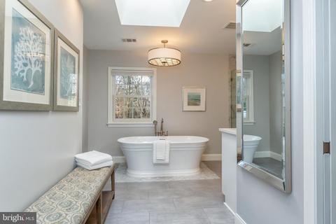 1004 Woburn Ct, Mclean, VA 22102 photo 23