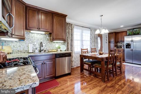 7313 Hogarth St, Springfield, VA 22151 photo 12