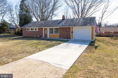 7313 Hogarth St, Springfield, VA 22151 photo 1