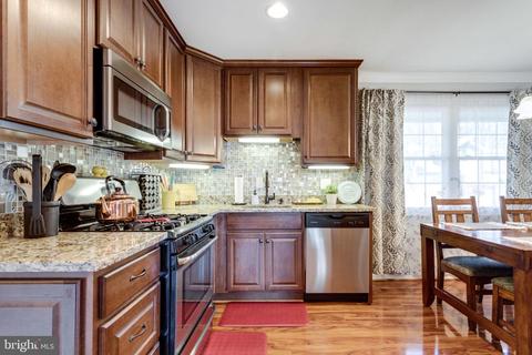 7313 Hogarth St, Springfield, VA 22151 photo 11