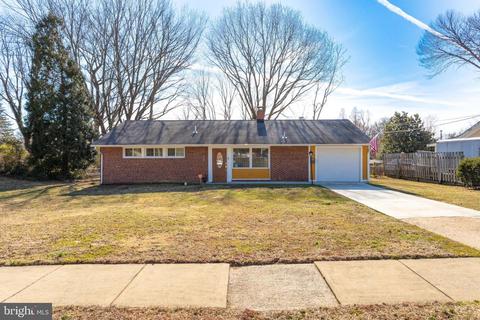 7313 Hogarth St, Springfield, VA 22151 photo 3