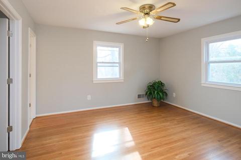8505 Fairburn Dr, Springfield, VA 22152 photo 21