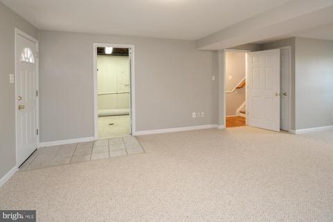 8505 Fairburn Dr, Springfield, VA 22152 photo 38