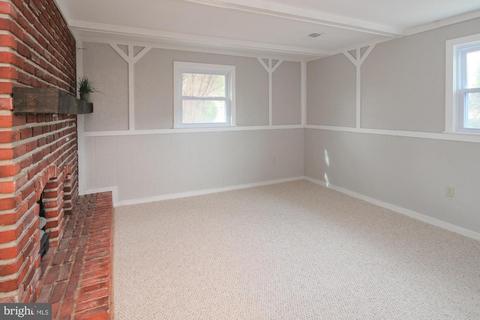 8505 Fairburn Dr, Springfield, VA 22152 photo 40