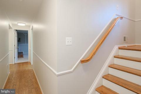 8505 Fairburn Dr, Springfield, VA 22152 photo 31